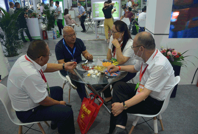 微信图片_20200910143049.gif 微信图片_20200910143049.gif