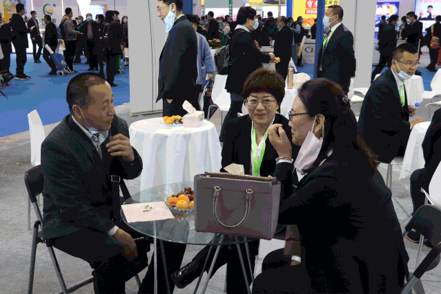 微信图片_20201030113403.gif 微信图片_20201030113403.gif